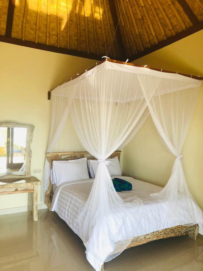 Bamboo Bali Hill Bungalows Amed Exteriör bild
